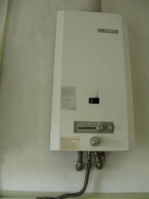 instantaneous hot water heater
